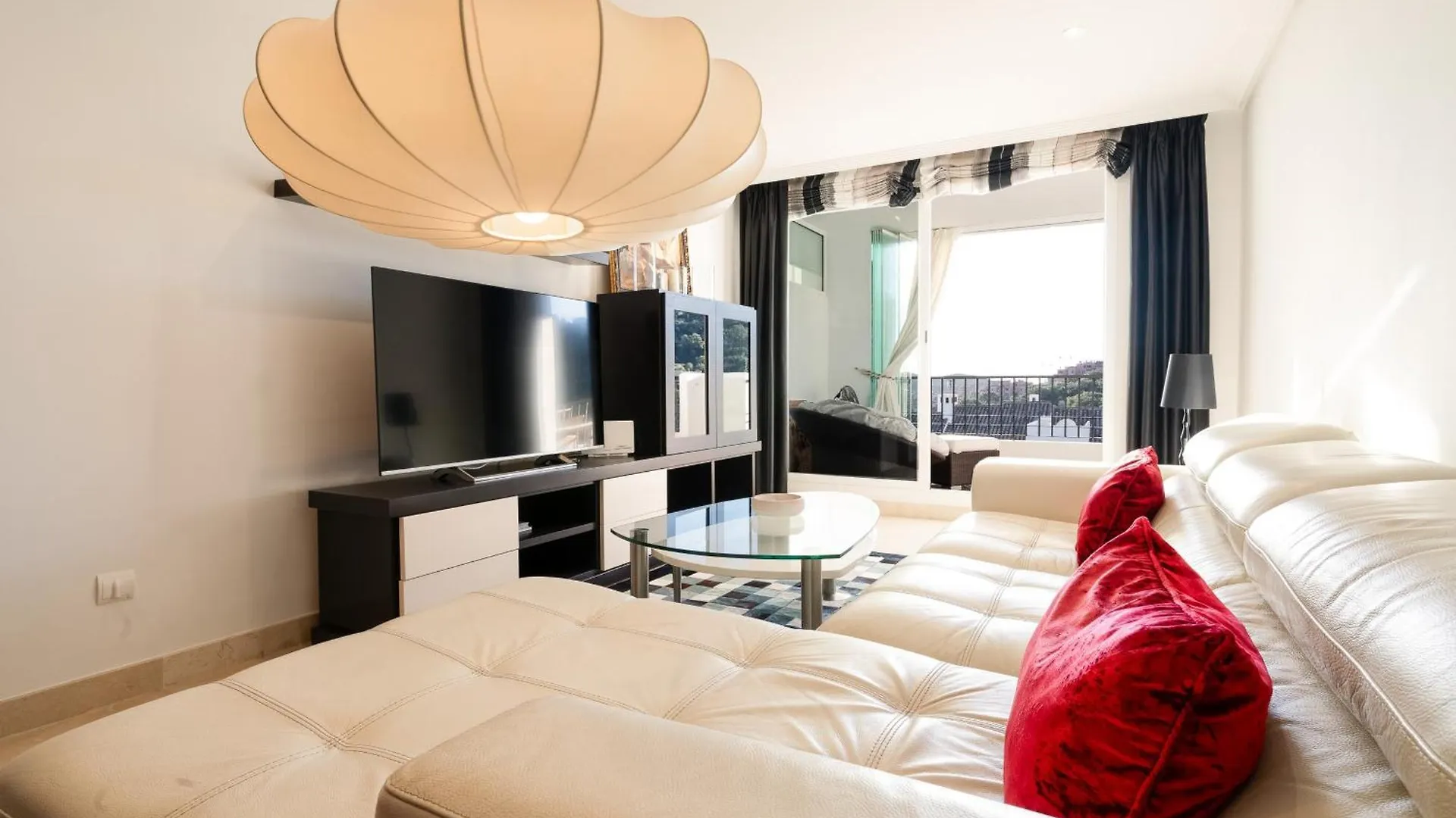 El Bosque De La Mairena Apartment Marbella 0*,  Spain
